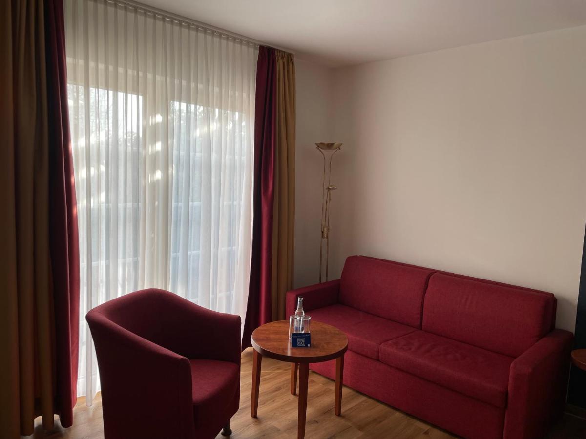 Hotel Osterkrug フースム エクステリア 写真