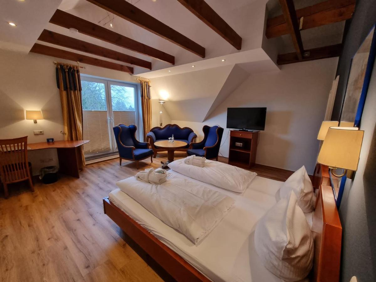 Hotel Osterkrug フースム エクステリア 写真