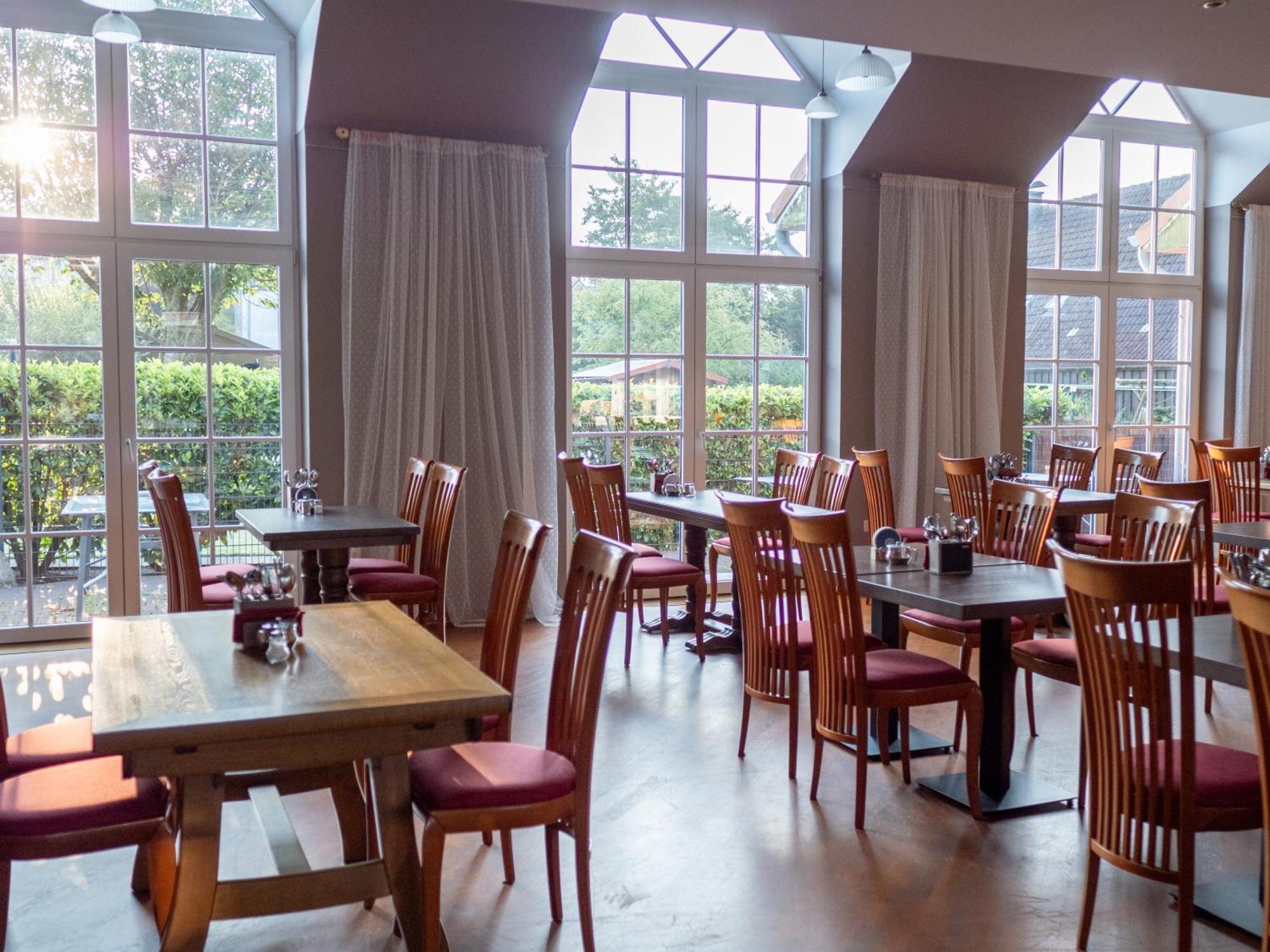 Hotel Osterkrug フースム エクステリア 写真