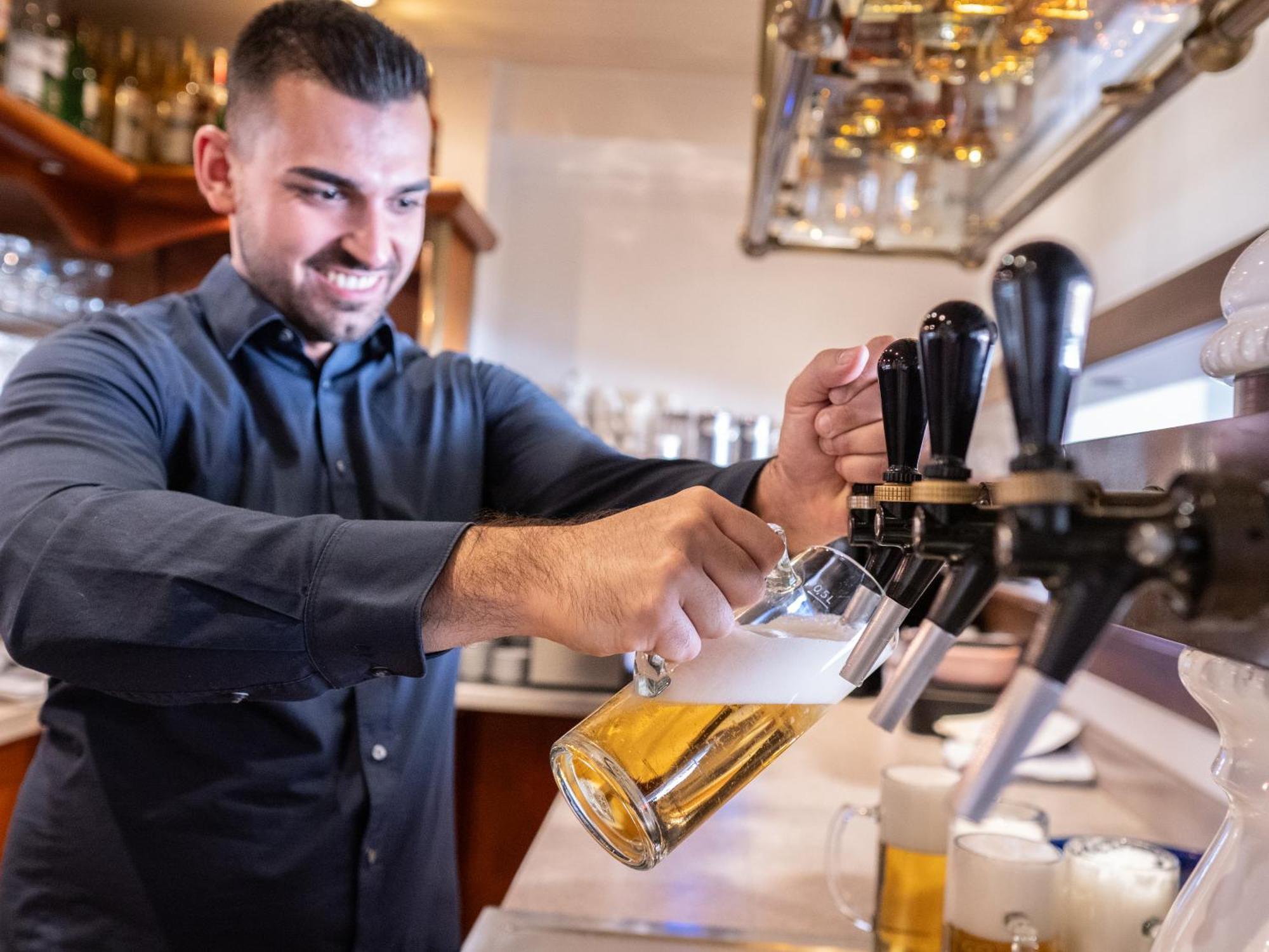 Hotel Osterkrug フースム エクステリア 写真